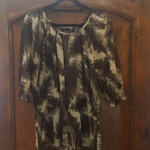 H&M Tops - H&M sheer top H&M Tops - H&M sheer top